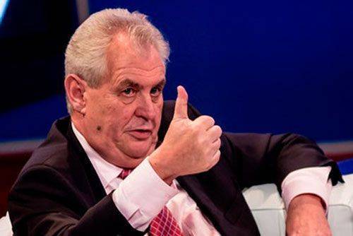 Милош Земан: Хрущев сделал глупость, а Украина не получит Крым назад Милош Земан: Хрущев сделал глупость, а Украина не получит Крым назад