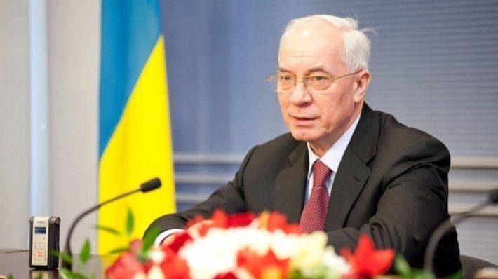 Азаров рассказал, кто верит лжи Порошенко о «спецназовцах РФ в Донбассе» Азаров рассказал, кто верит лжи Порошенко о «спецназовцах РФ в Донбассе»