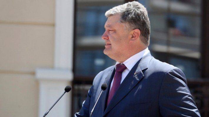 Порошенко под указку ЕС и США собирает заседание СНБО по санкциям против РФ Порошенко под указку ЕС и США собирает заседание СНБО по санкциям против РФ