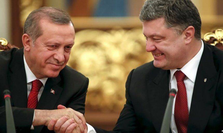 Эрдоган пообещал Порошенко поддержать его в крымском вопросе Эрдоган пообещал Порошенко поддержать его в крымском вопросе