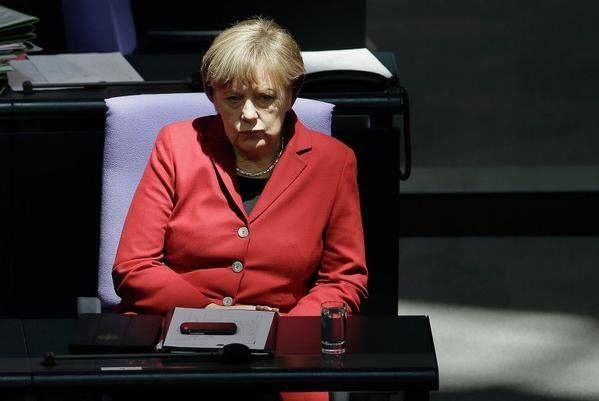 Партия Меркель получила "смачную оплеуху" Партия Меркель получила "смачную оплеуху"