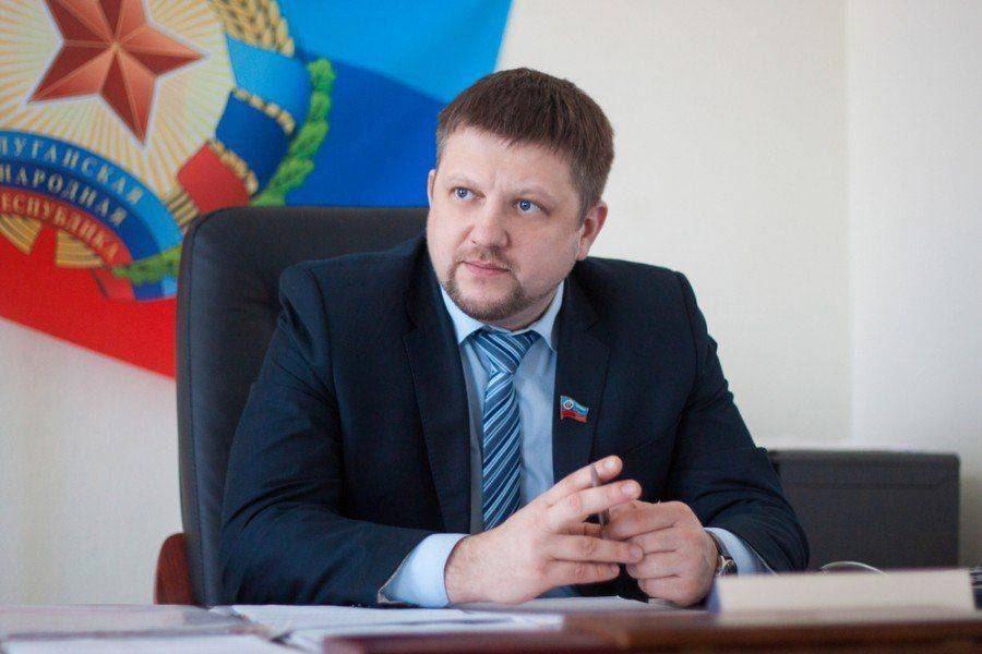Генпрокуратура ЛНР объявила в розыск экс-спикера Народного Совета Алексея Карякина Генпрокуратура ЛНР объявила в розыск экс-спикера Народного Совета Алексея Карякина