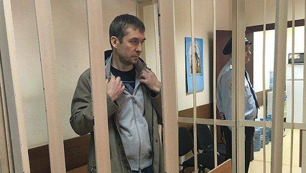 Полковник Захарченко жил на 9 млрд. рублей: Откуда и зачем эти деньги? Полковник Захарченко жил на 9 млрд. рублей: Откуда и зачем эти деньги?