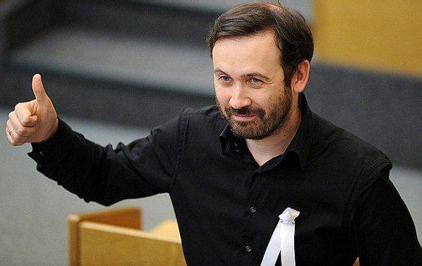 Беглый “белоленточник” Пономарёв: Запад действительно “сливает” Украину Беглый “белоленточник” Пономарёв: Запад действительно “сливает” Украину