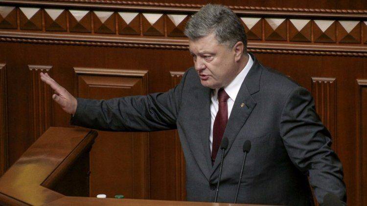 Эксперт рассказал, зачем Порошенко контроль над украинскими СМИ Эксперт рассказал, зачем Порошенко контроль над украинскими СМИ