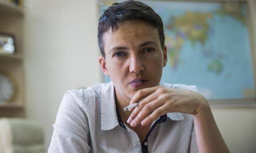 Савченко призывает ввести визовый режим для «защиты от россиян» Савченко призывает ввести визовый режим для «защиты от россиян»