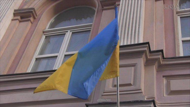 Батальон «Азов» предлагает ввести на Украине смертную казнь за коррупцию Батальон «Азов» предлагает ввести на Украине смертную казнь за коррупцию