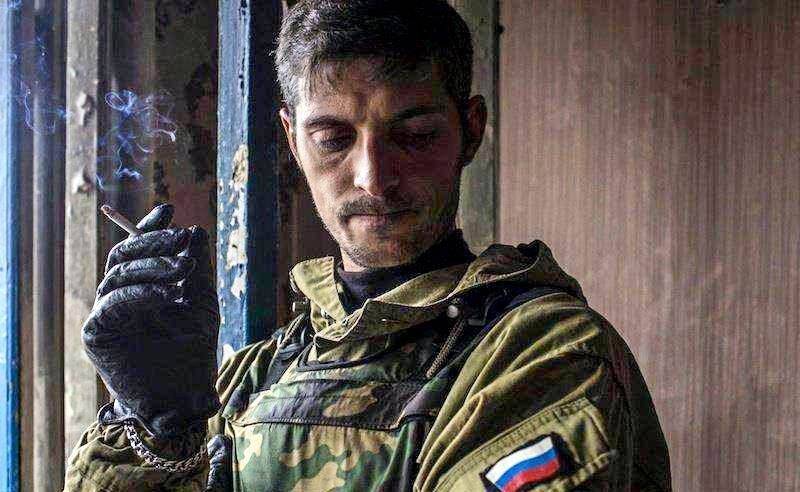 Нардепы надели "броники" и взяли пакеты Фарадея после взрыва Моторолы Нардепы надели "броники" и взяли пакеты Фарадея после взрыва Моторолы