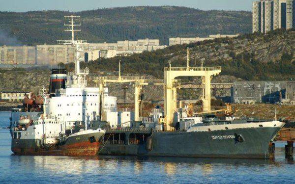 Совершит ли "Адмирал Кузнецов" заход в Алжир? Совершит ли "Адмирал Кузнецов" заход в Алжир?