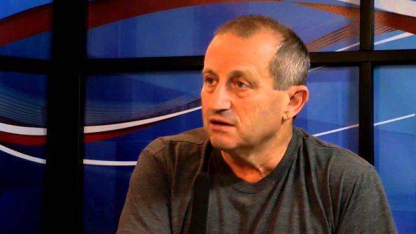 Я. Кедми: "Адмирал Кузнецов" охладит попытки "потеснить" Россию в Сирии Я. Кедми: "Адмирал Кузнецов" охладит попытки "потеснить" Россию в Сирии