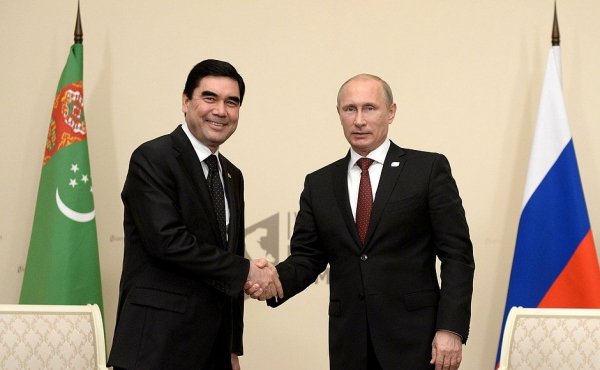 Россия не может позволить Туркмении оставаться «слабым звеном» Россия не может позволить Туркмении оставаться «слабым звеном»