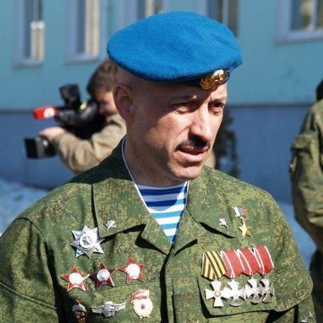 Анатолий Лебедь. Досье русского Рэмбо Анатолий Лебедь. Досье русского Рэмбо