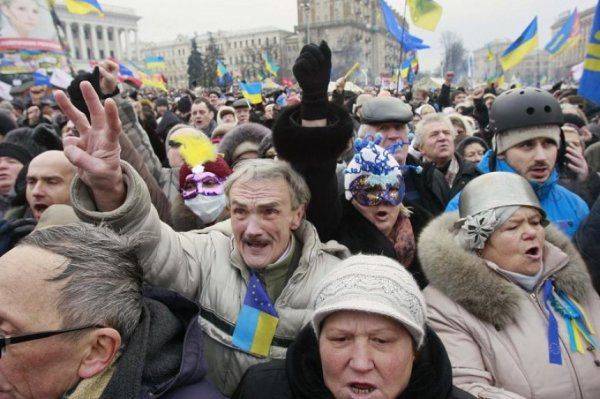Украинцы назвали главные проблемы страны, разрушающие их жизнь Украинцы назвали главные проблемы страны, разрушающие их жизнь