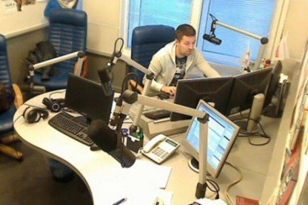 Рада «наложит табу» на русские газеты и книги. Украина самоизолируется от всего мира  Рада «наложит табу» на русские газеты и книги. Украина самоизолируется от всего мира
