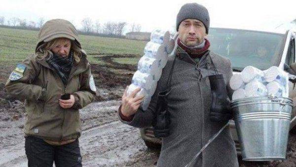 Гастроли актеров-бандеровцев должны проходить в тюрьме Гастроли актеров-бандеровцев должны проходить в тюрьме