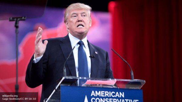 Алан Лихтман предсказал Дональду Трампу импичмент Алан Лихтман предсказал Дональду Трампу импичмент