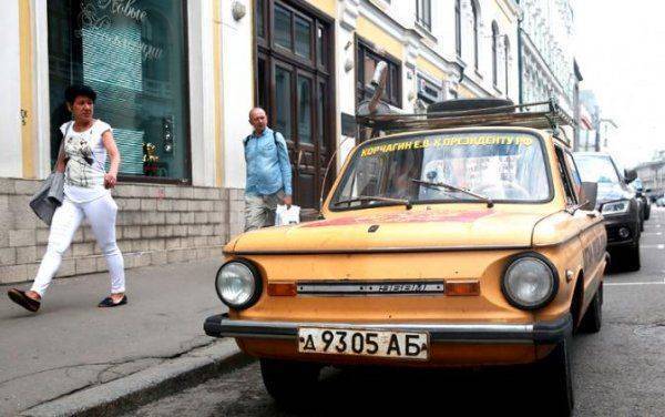 Богачи пересаживаются на дешевые авто Богачи пересаживаются на дешевые авто