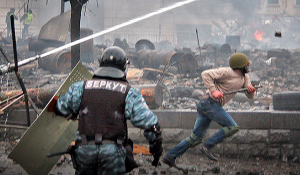 Украину и без майдана вели в Европу. Но хотели, чтоб дорогу оплатила Москва Украину и без майдана вели в Европу. Но хотели, чтоб дорогу оплатила Москва