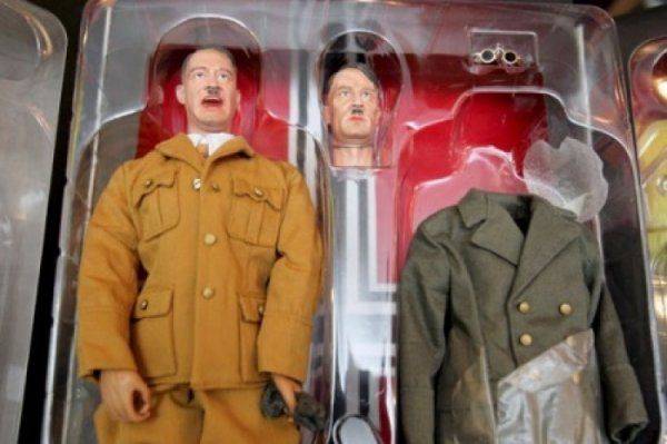 Игрушечный нацизм. В Украине детям продают игрушки с символами нацисткой Германии Игрушечный нацизм. В Украине детям продают игрушки с символами нацисткой Германии