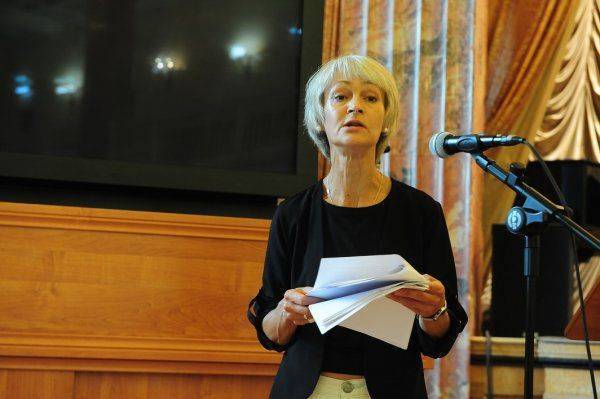 Оппозиционер бросил свою жену умирать Оппозиционер бросил свою жену умирать