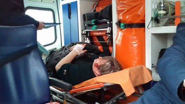 В Харькове в очередной раз надавали тумаков активисту майдана В Харькове в очередной раз надавали тумаков активисту майдана