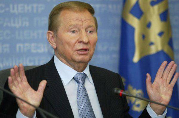 Кучма окрысился на Януковича за то, что тот не скормил Азарова майдаунам Кучма окрысился на Януковича за то, что тот не скормил Азарова майдаунам