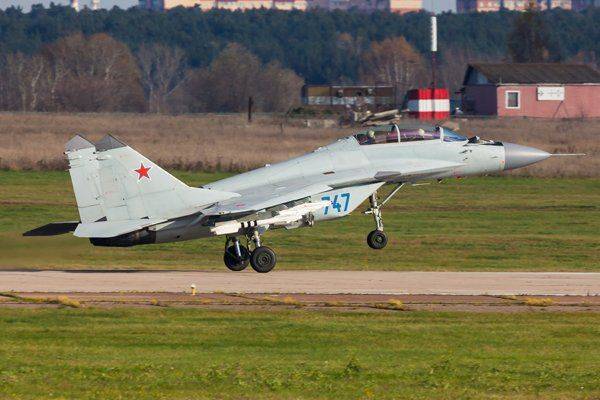 В Минобороны показали фотографии истребителя "МиГ-35" с летных испытаний В Минобороны показали фотографии истребителя "МиГ-35" с летных испытаний
