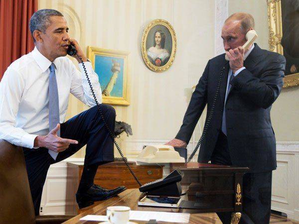 СМИ: Обама звонил Путину по «красному» каналу связи СМИ: Обама звонил Путину по «красному» каналу связи