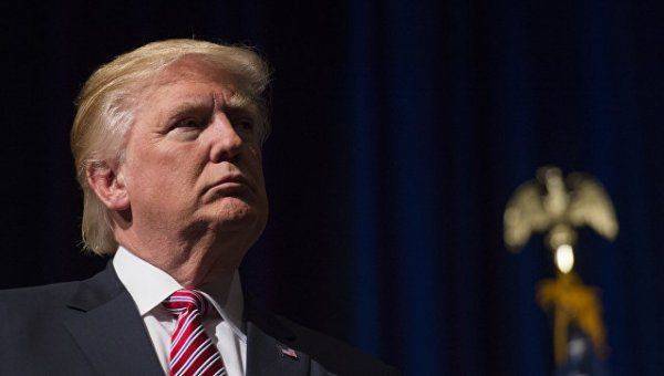 Трамп решил отойти от дел Трамп решил отойти от дел