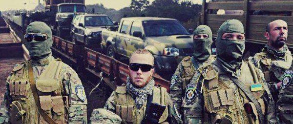 Беженец из Донбасса отомстил боевику АТО, отправив карателя в нокаут Беженец из Донбасса отомстил боевику АТО, отправив карателя в нокаут