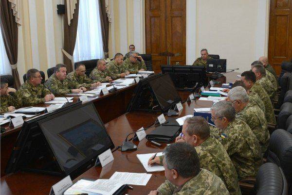 Расширенное совещание в Генштабе ВСУ: одномоментно уволится 60 тыс. человек Расширенное совещание в Генштабе ВСУ: одномоментно уволится 60 тыс. человек