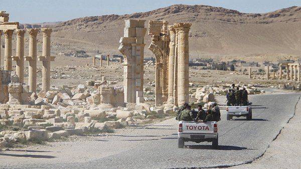 Сирийская разведка проморгала Пальмиру Сирийская разведка проморгала Пальмиру