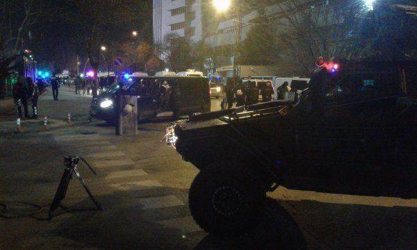 Российского посла убил действующий сотрудник турецкой полиции Российского посла убил действующий сотрудник турецкой полиции