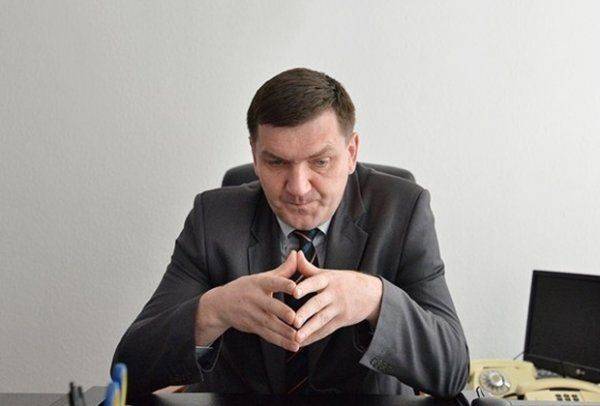 Скрутили в дугу Скрутили в дугу