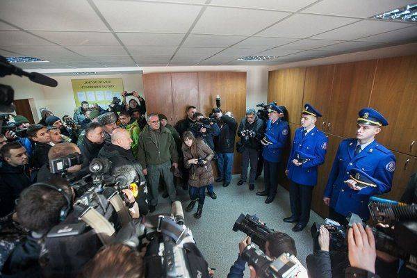 Новая форма украинских "карабинеров" Новая форма украинских "карабинеров"