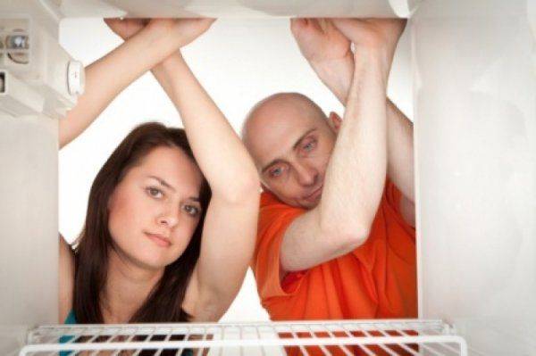 89% украинцев негодуют из-за пустого холодильника: голод победил патриотизм 89% украинцев негодуют из-за пустого холодильника: голод победил патриотизм