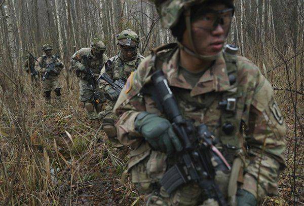 Горшки на коммунальной кухне Горшки на коммунальной кухне