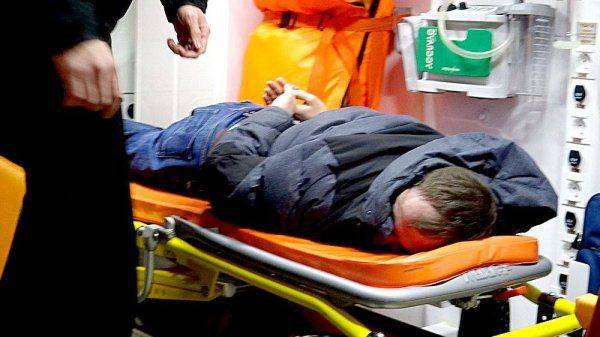 ЧП в Мариупрое: пьяный в хлам полицейский вьехал в главную городскую елку ЧП в Мариупрое: пьяный в хлам полицейский вьехал в главную городскую елку