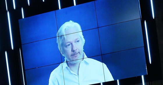 Wikileaks раскрыли "русский взлом выборов в США" Wikileaks раскрыли "русский взлом выборов в США"