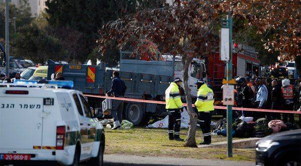 Теракт в Иерусалиме: президент РФ выразил соболезнования близким погибших Теракт в Иерусалиме: президент РФ выразил соболезнования близким погибших