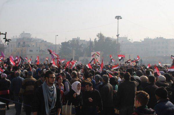 В Алеппо спустя месяц после освобождения прошли праздничные мероприятия В Алеппо спустя месяц после освобождения прошли праздничные мероприятия