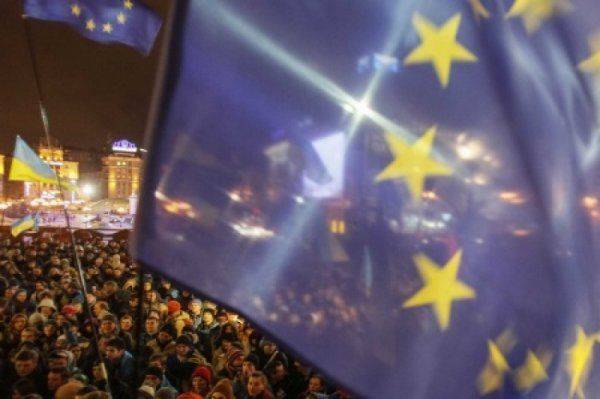 Четыре главных вызова для украинцев на ближайшие годы: воровство власти и предательство Запада  Четыре главных вызова для украинцев на ближайшие годы: воровство власти и предательство Запада