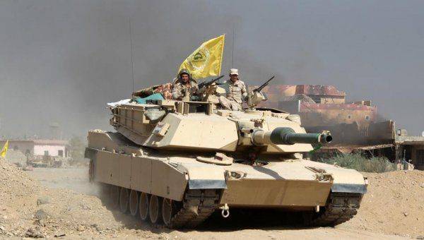 Горящий Т-90 в районе Ханассера Горящий Т-90 в районе Ханассера