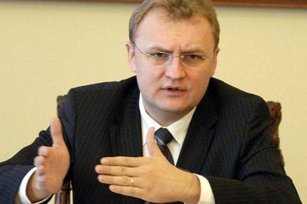 «Держаться нету больше сил». Мэр Львова готов выйти на мусорный майдан «Держаться нету больше сил». Мэр Львова готов выйти на мусорный майдан