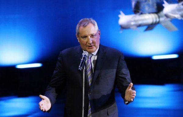 Украинские авиапром умирает: Конструкторы «Антонова» сбегут из Украины в Россию? Украинские авиапром умирает: Конструкторы «Антонова» сбегут из Украины в Россию?