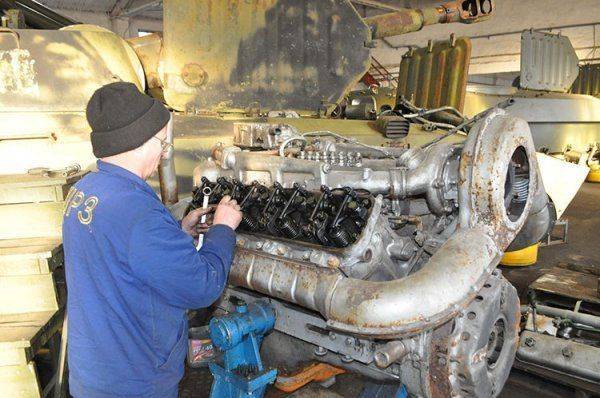 Фоторепортаж с ГП «Шепетовский ремонтный»: 2С3М «Акация»,2С5 «Гиацинт-С»,2С19 «Мста-С» Фоторепортаж с ГП «Шепетовский ремонтный»: 2С3М «Акация»,2С5 «Гиацинт-С»,2С19 «Мста-С»