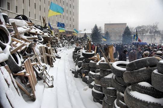 Под Порошенко загорелась земля Под Порошенко загорелась земля