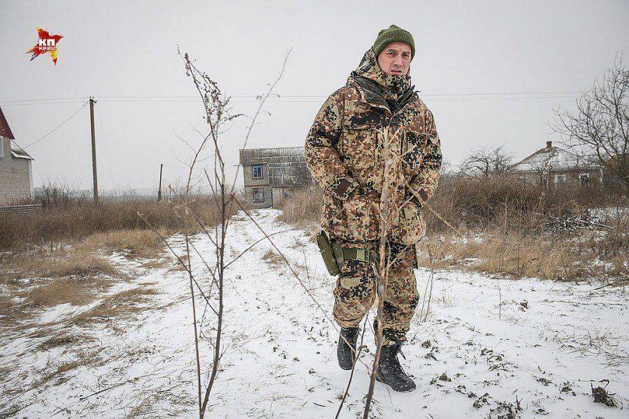 Захар Прилепин собрал в ДНР свой батальон Захар Прилепин собрал в ДНР свой батальон