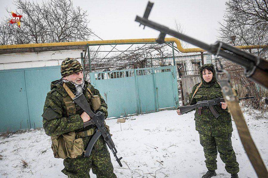Захар Прилепин собрал в ДНР свой батальон Захар Прилепин собрал в ДНР свой батальон