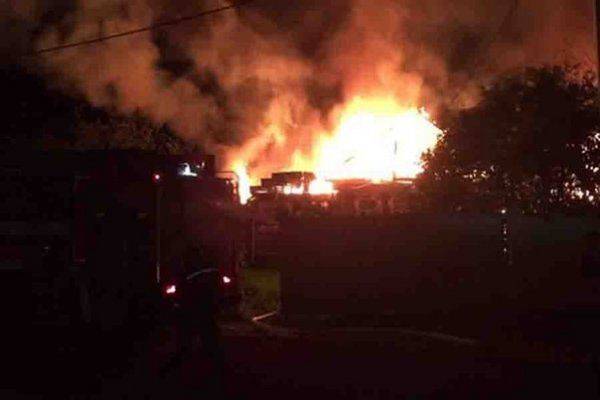 Эвакуация севера Донецка, ожесточенные бои с применением «Градов» Эвакуация севера Донецка, ожесточенные бои с применением «Градов»